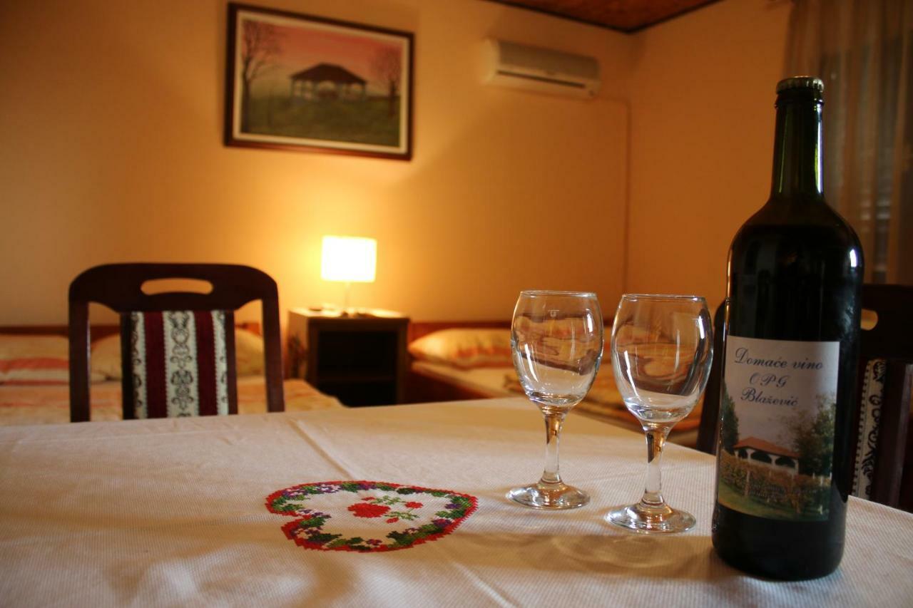 Guest House Blazevic Gornja Gracenica Exterior foto