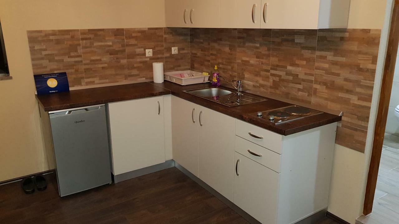 Guest House Blazevic Gornja Gracenica Exterior foto